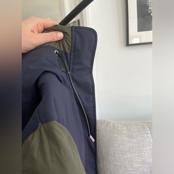 Mackage down coat. Size m - Picture 7 of 8